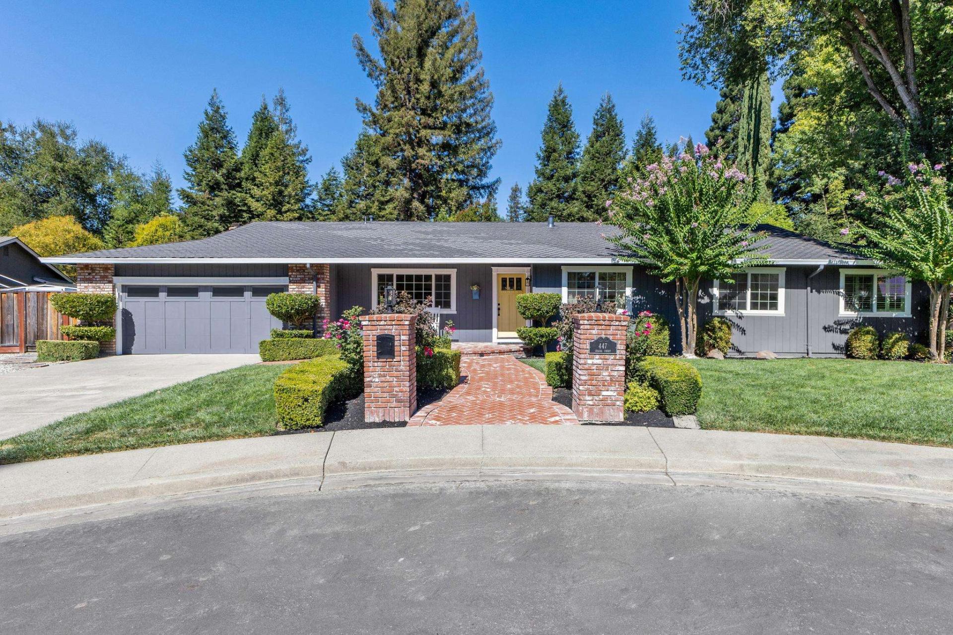 Photo of 447 Shana Court