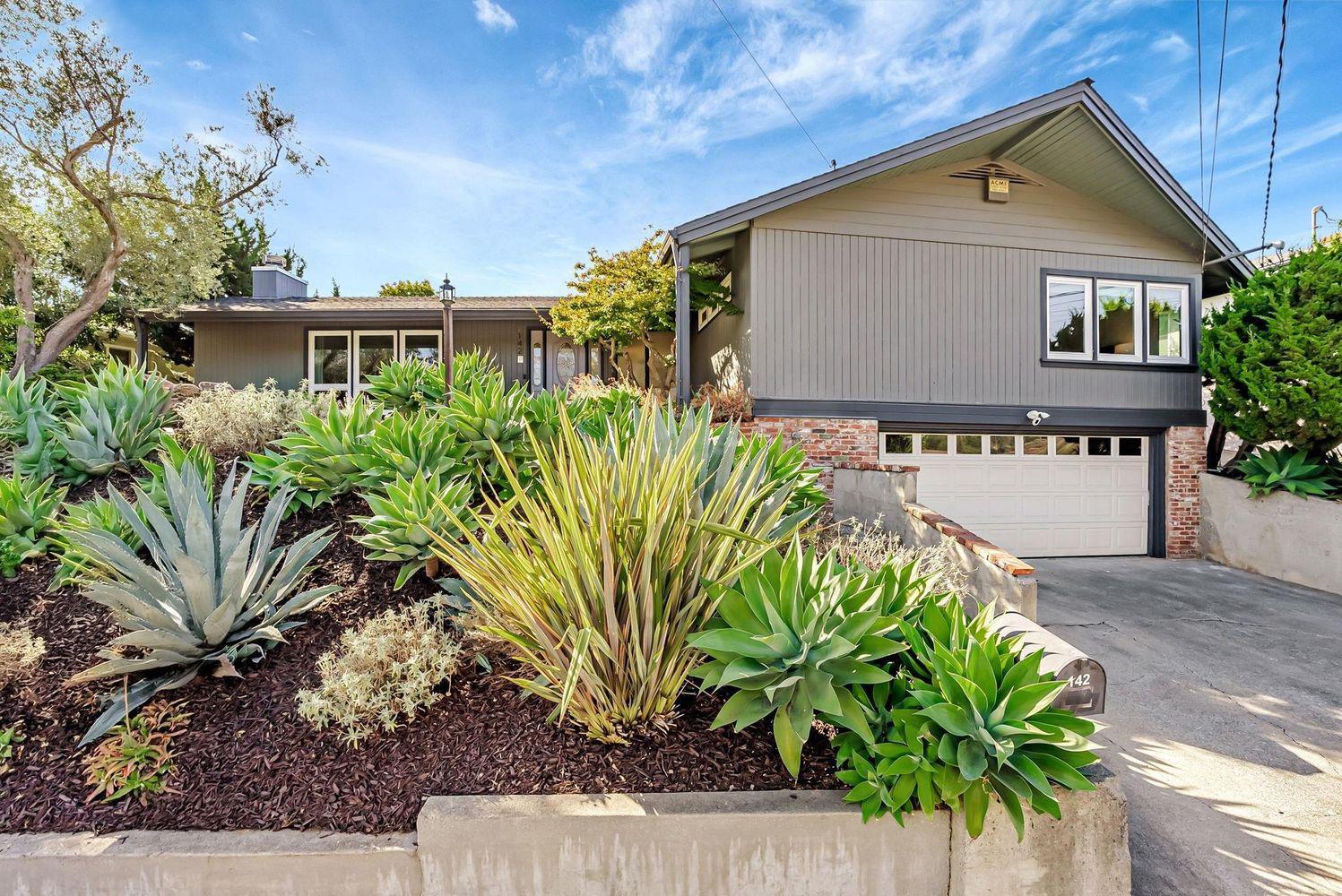 Photo of 142 Sequoyah View Drive