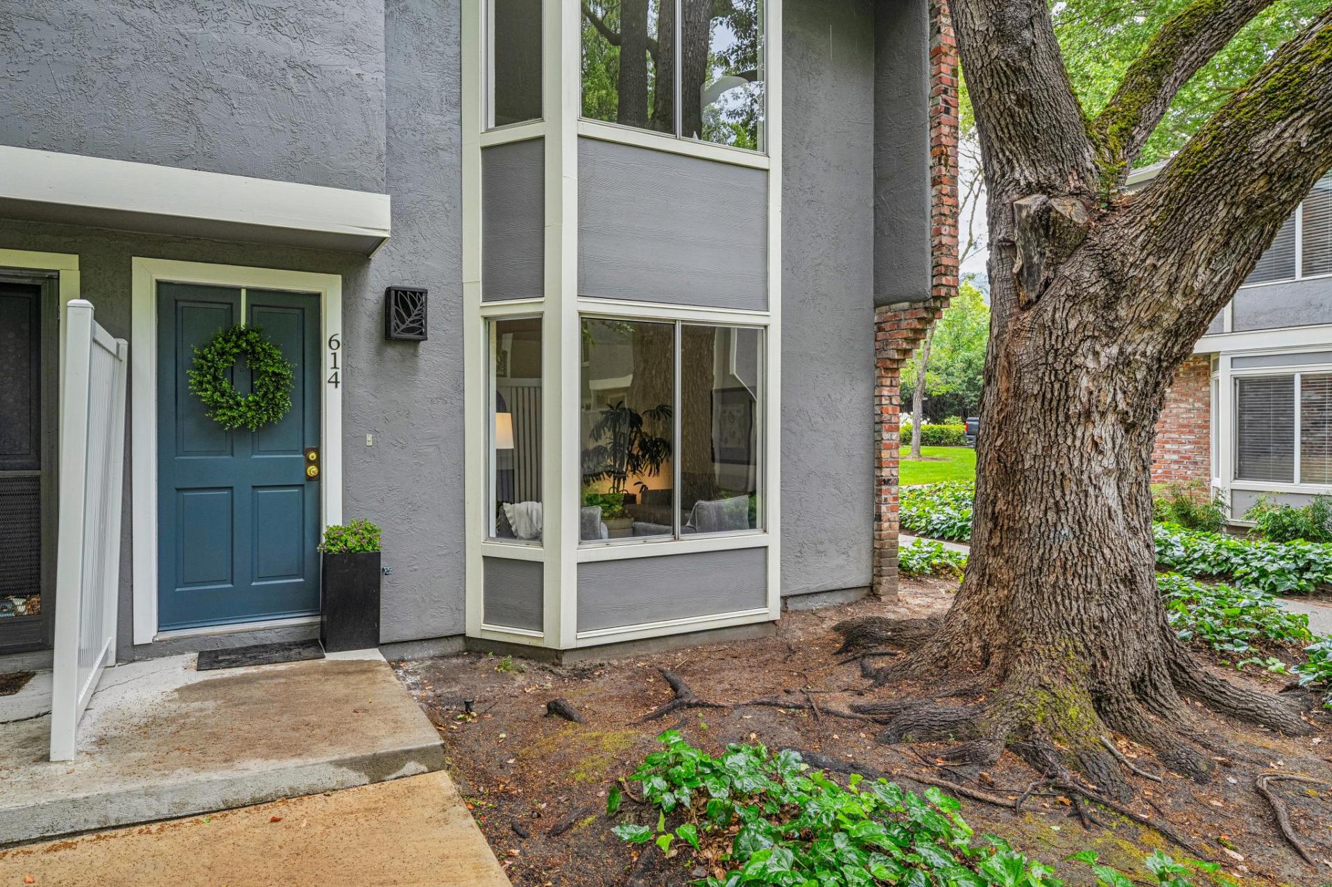 Photo of 614 Sycamore Circle