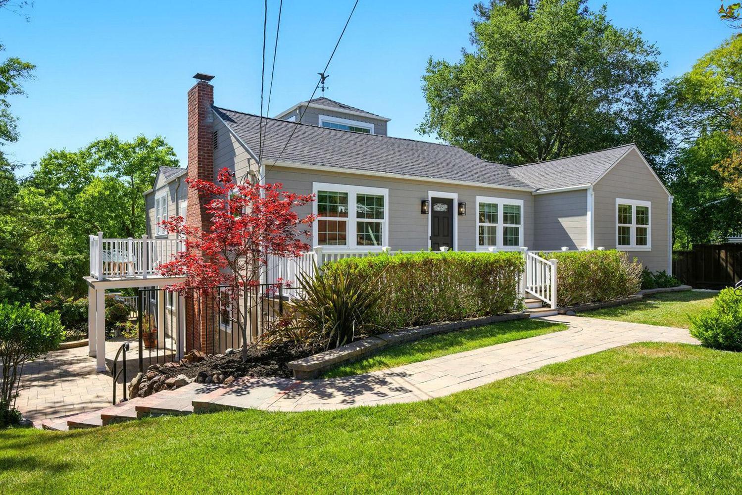 Photo of 241 Livorna Heights Rd